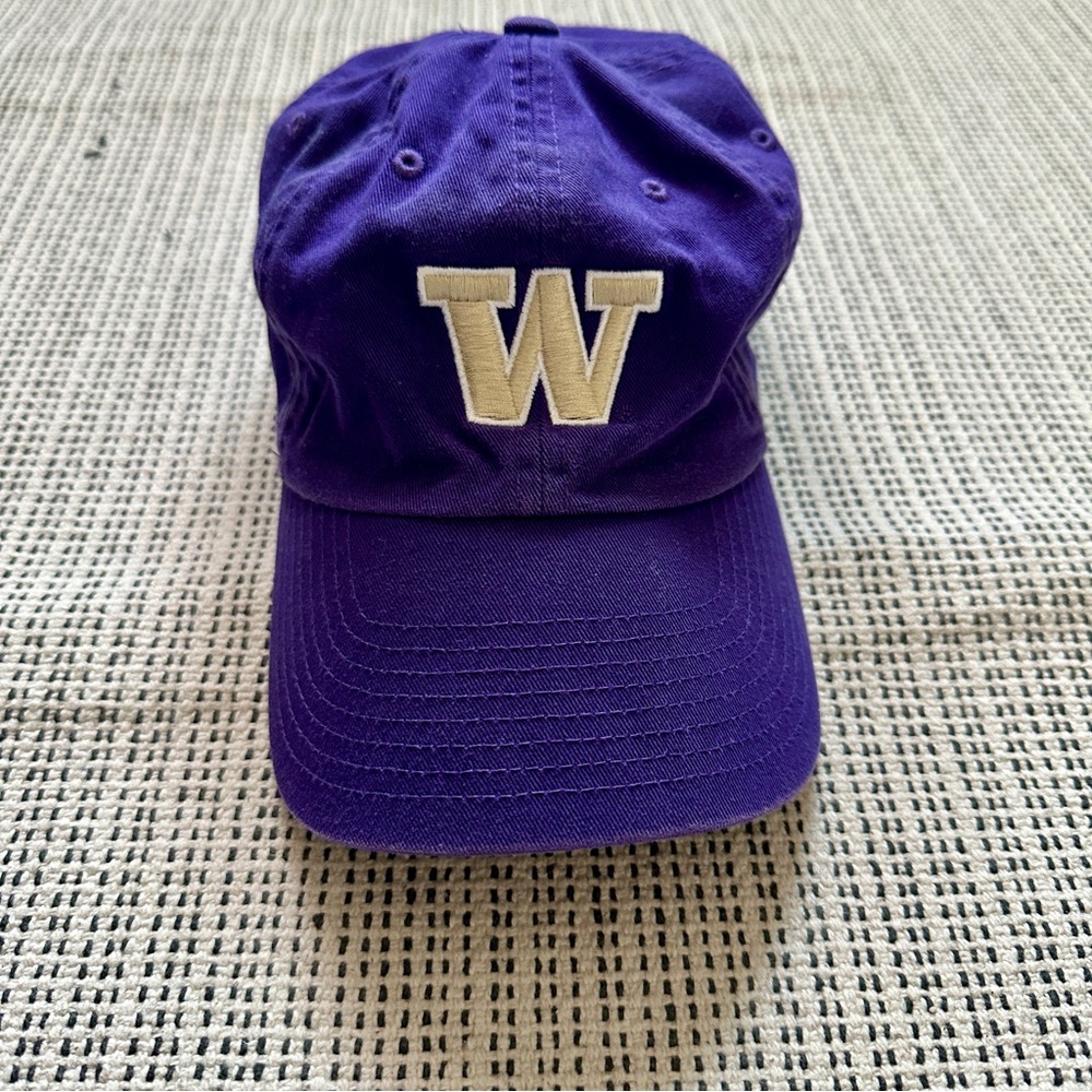 Nike Unisex Dri-Fit Heritage 86 Hat University of Washington Huskies